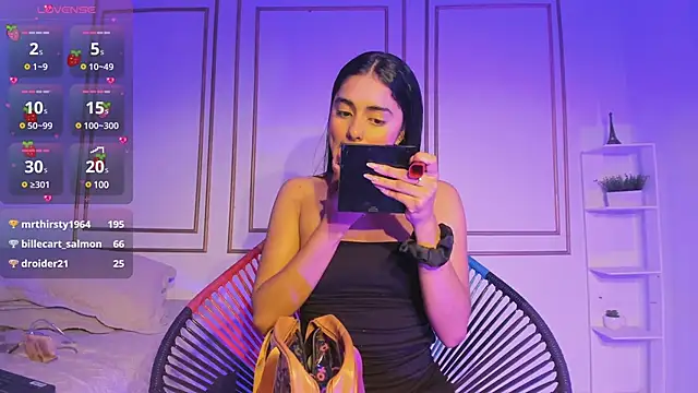 Snapshot of natalia_aguirre1 chatting on March 2025 03:27:02 PM natalia aguirre1 online show from March 2025 03:27:02 PM