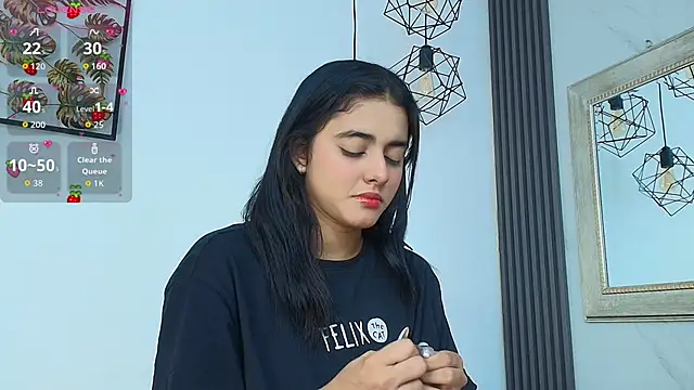 Snapshot of natalia_aguirre1 chatting on September 2025 12:27:02 PM natalia aguirre1 online show from September 2025 12:27:02 PM