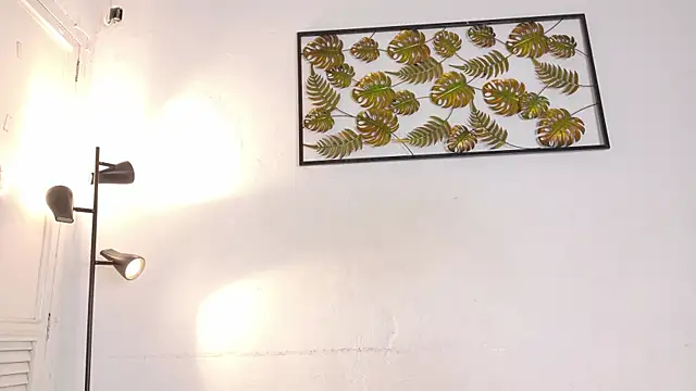 Snapshot of natalia_aguirre1 chatting on December 2025 12:01:01 PM natalia aguirre1 online show from December 2025 12:01:01 PM