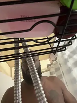 Snapshot of SukItSlo444 chatting on January 2026 04:17:02 AM SukItSlo444 online show from January 2026 04:17:02 AM