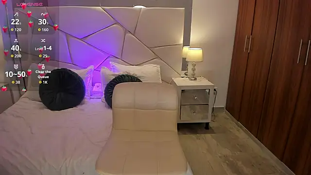 Snapshot of alessia_will chatting on September 2025 03:11:01 AM alessia will online show from September 2025 03:11:01 AM