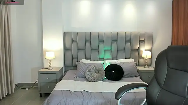 sarita evanss online show from October 2025 11:20:02 PM