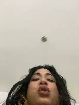 mysteriousgirl20 online show from January 2026 03:49:01 PM