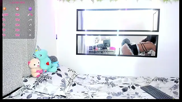 Snapshot of Stardarling_ chatting on February 2026 11:42:01 AM Stardarling online show from February 2026 11:42:01 AM