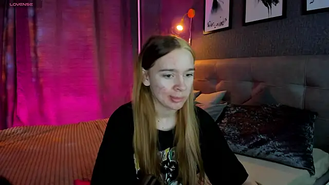 Lesi Moonie01 online show from September 2025 07:43:01 AM