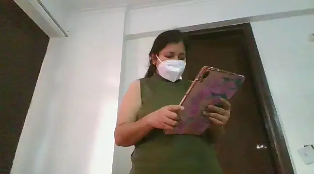 Snapshot of cutiecatty21 chatting on December 2024 08:45:02 AM cutiecatty21 online show from December 2024 08:45:02 AM