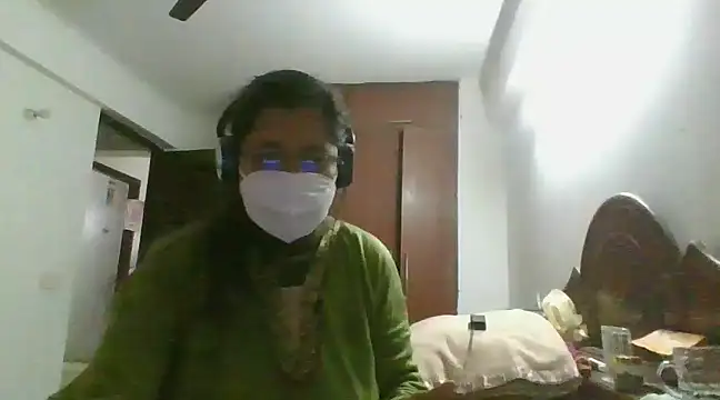 Snapshot of cutiecatty21 chatting on December 2024 02:15:01 PM cutiecatty21 online show from December 2024 02:15:01 PM