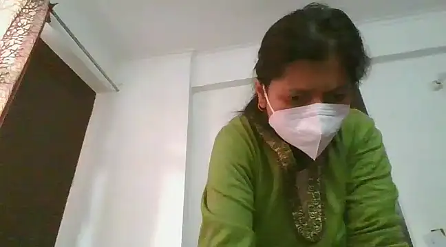 Snapshot of cutiecatty21 chatting on December 2024 08:37:02 AM cutiecatty21 online show from December 2024 08:37:02 AM