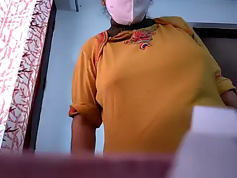 Snapshot of cutiecatty21 chatting on December 2024 08:47:01 AM cutiecatty21 online show from December 2024 08:47:01 AM