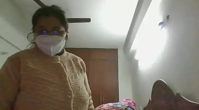 Snapshot of cutiecatty21 chatting on December 2024 02:42:02 PM cutiecatty21 online show from December 2024 02:42:02 PM