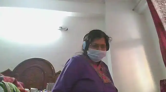 Snapshot of cutiecatty21 chatting on February 2025 11:31:02 AM cutiecatty21 online show from February 2025 11:31:02 AM