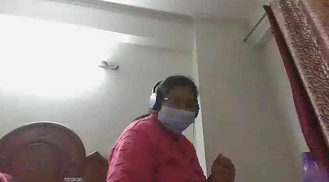 Snapshot of cutiecatty21 chatting on February 2025 04:52:01 PM cutiecatty21 online show from February 2025 04:52:01 PM