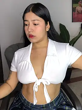 EmmaRossem online show from July 2026 08:33:02 PM