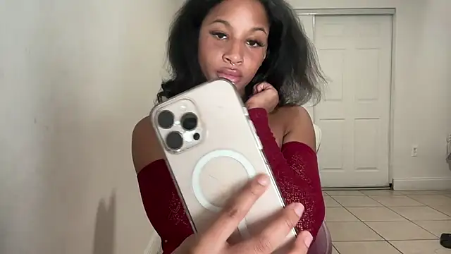 Snapshot of shandiloveslemonss chatting on September 2025 12:56:02 AM shandiloveslemonss online show from September 2025 12:56:02 AM