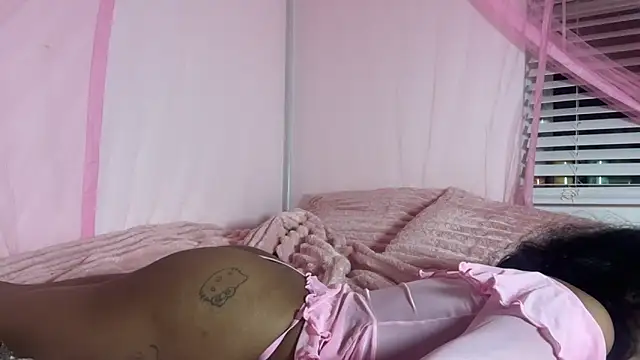 Snapshot of shandiloveslemonss chatting on November 2025 06:34:01 AM shandiloveslemonss online show from November 2025 06:34:01 AM