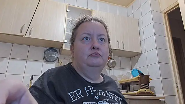 melissaBlessing online show from June 2026 12:17:01 AM