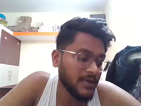 LundChodumera online show from December 2025 02:02:02 PM