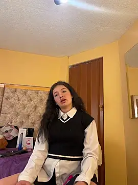 Snapshot of lilimini032 chatting on November 2025 07:59:02 PM lilimini032 online show from November 2025 07:59:02 PM