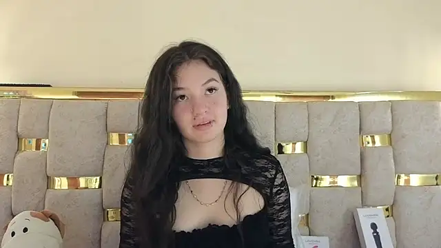 Snapshot of lilimini032 chatting on February 2026 07:54:02 PM lilimini032 online show from February 2026 07:54:02 PM