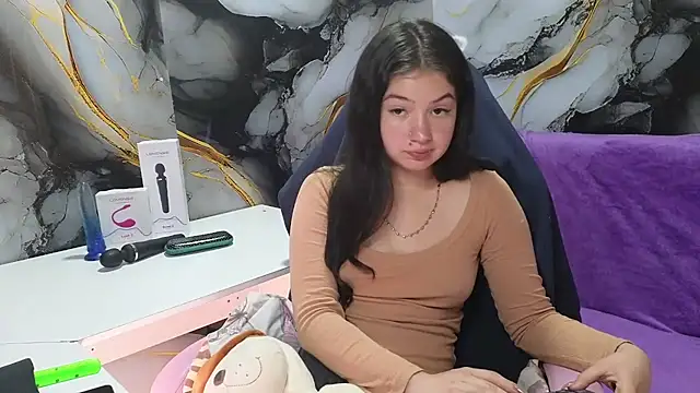 Snapshot of lilimini032 chatting on February 2026 08:27:01 PM lilimini032 online show from February 2026 08:27:01 PM