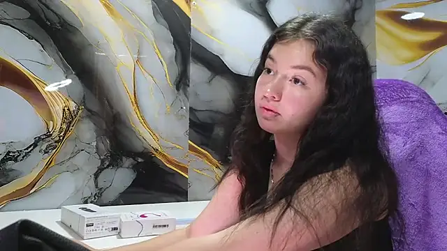 Snapshot of lilimini032 chatting on February 2026 08:18:02 PM lilimini032 online show from February 2026 08:18:02 PM