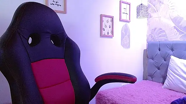 violletha online show from March 2025 12:26:02 PM