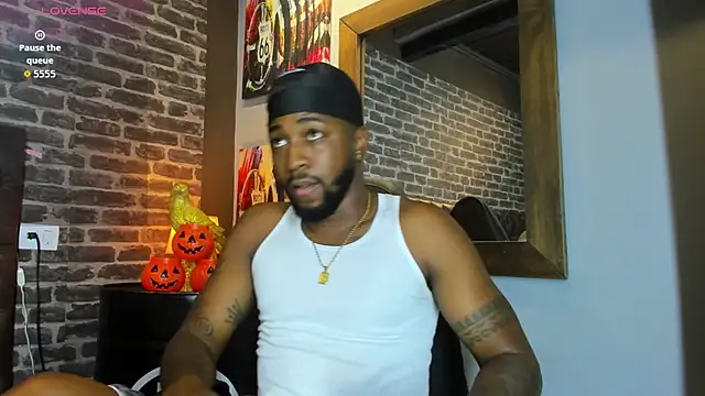 Snapshot of Drake_Nassir4 chatting on October 2025 03:02:02 PM Drake Nassir4 online show from October 2025 03:02:02 PM