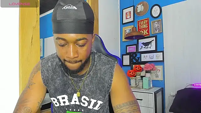 Snapshot of Drake_Nassir4 chatting on October 2025 09:49:02 PM Drake Nassir4 online show from October 2025 09:49:02 PM