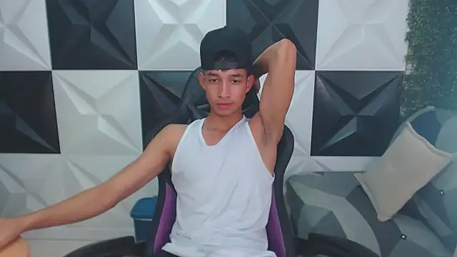jose sexycumm online show from March 2025 11:36:02 PM