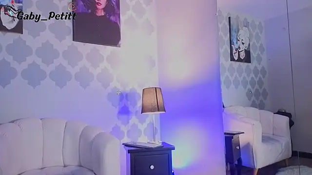 GabyPetit online show from June 2026 11:49:02 AM