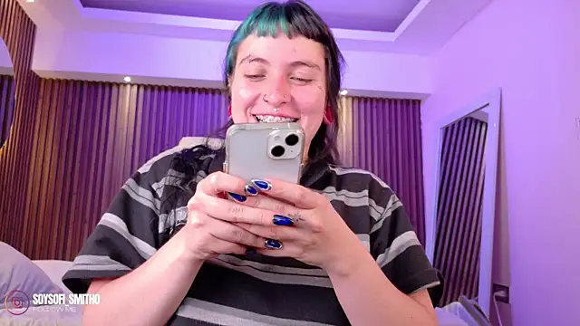 Lucy Smith2 online show from March 2026 04:18:01 AM