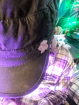 Snapshot of Boo-boo_kittyfux chatting on November 2025 08:25:01 AM Boo-boo kittyfux online show from November 2025 08:25:01 AM