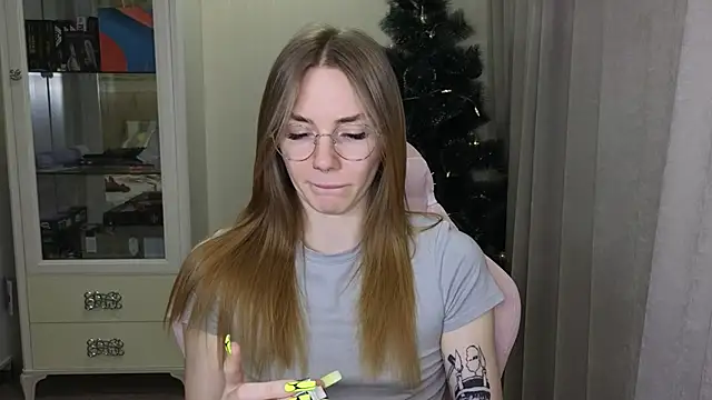 Snapshot of littlevildevil chatting on December 2024 02:37:01 PM littlevildevil online show from December 2024 02:37:01 PM