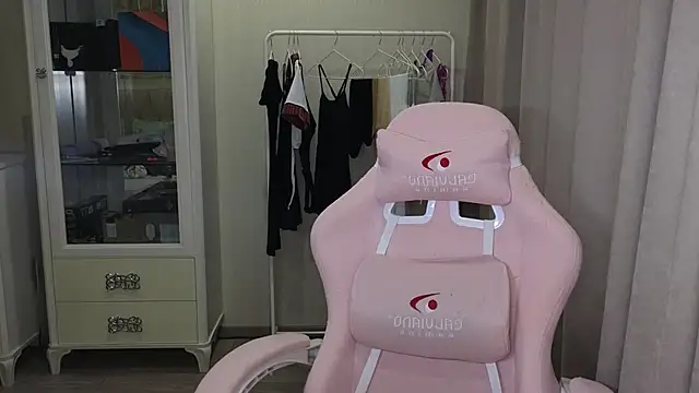 Snapshot of littlevildevil chatting on January 2025 11:11:01 AM littlevildevil online show from January 2025 11:11:01 AM