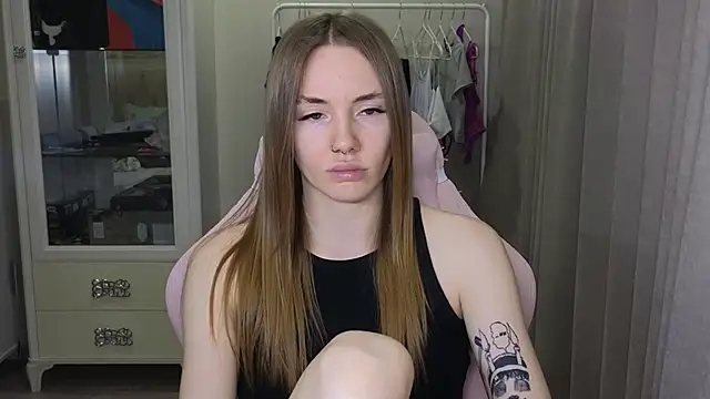 Snapshot of littlevildevil chatting on January 2025 02:12:02 PM littlevildevil online show from January 2025 02:12:02 PM