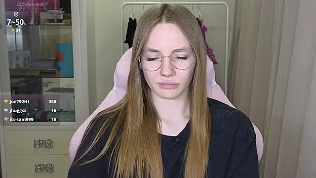 Snapshot of littlevildevil chatting on March 2025 02:16:01 PM littlevildevil online show from March 2025 02:16:01 PM