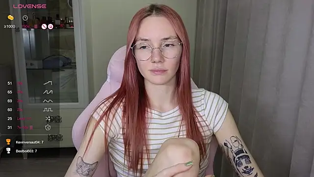 Snapshot of littlevildevil chatting on November 2025 11:10:01 AM littlevildevil online show from November 2025 11:10:01 AM