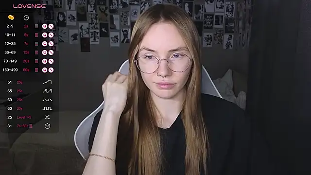 littlevildevil online show from March 2026 10:42:01 AM