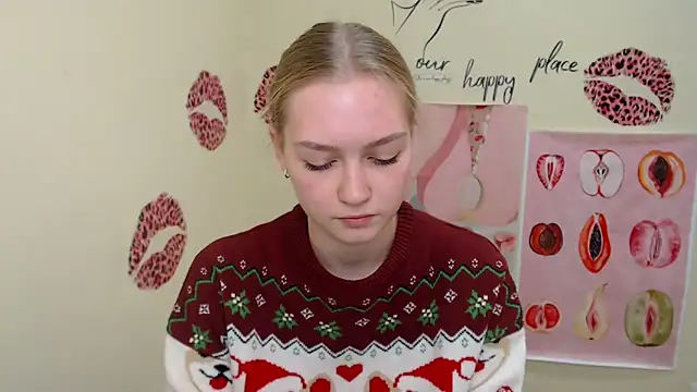 Snapshot of MademoiselleCl chatting on January 2025 10:10:02 AM MademoiselleCl online show from January 2025 10:10:02 AM