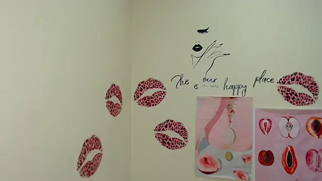 Snapshot of MademoiselleCl chatting on January 2025 04:05:01 PM MademoiselleCl online show from January 2025 04:05:01 PM