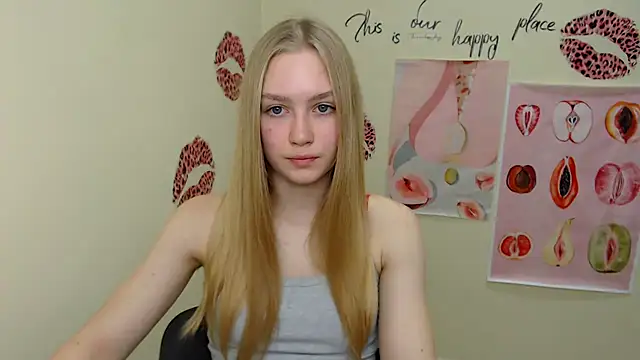 Snapshot of MademoiselleCl chatting on January 2025 01:09:02 PM MademoiselleCl online show from January 2025 01:09:02 PM