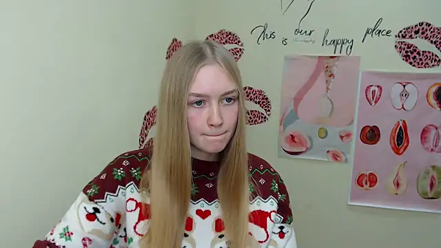 Snapshot of MademoiselleCl chatting on January 2025 10:39:01 AM MademoiselleCl online show from January 2025 10:39:01 AM