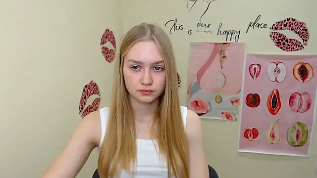 Snapshot of MademoiselleCl chatting on February 2025 07:20:01 AM MademoiselleCl online show from February 2025 07:20:01 AM