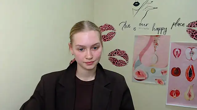 Snapshot of MademoiselleCl chatting on February 2025 07:06:02 PM MademoiselleCl online show from February 2025 07:06:02 PM