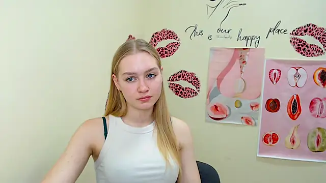 Snapshot of MademoiselleCl chatting on February 2025 10:35:01 AM MademoiselleCl online show from February 2025 10:35:01 AM