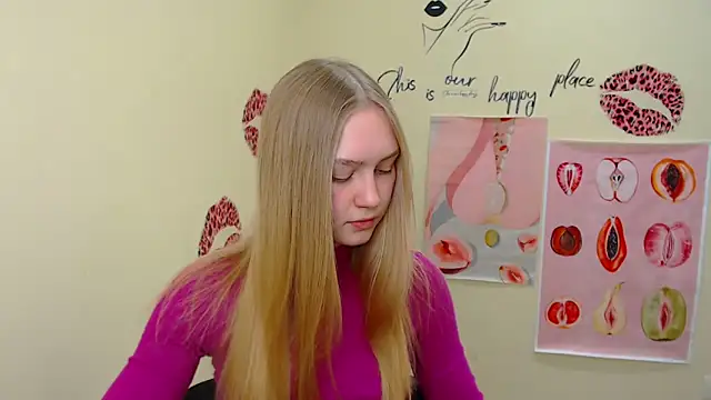 Snapshot of MademoiselleCl chatting on February 2025 09:13:02 AM MademoiselleCl online show from February 2025 09:13:02 AM