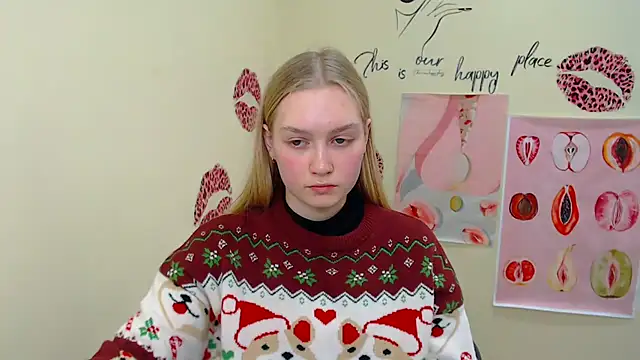 Snapshot of MademoiselleCl chatting on February 2025 01:05:02 PM MademoiselleCl online show from February 2025 01:05:02 PM