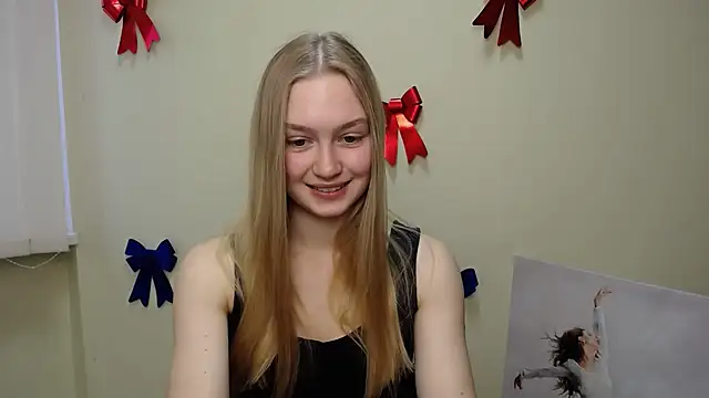 Snapshot of MademoiselleCl chatting on March 2025 11:01:02 AM MademoiselleCl online show from March 2025 11:01:02 AM