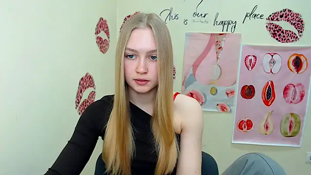 Snapshot of MademoiselleCl chatting on March 2025 10:46:01 AM MademoiselleCl online show from March 2025 10:46:01 AM