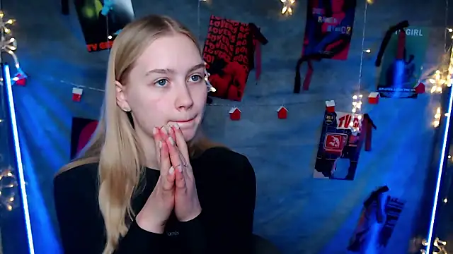 Snapshot of MademoiselleCl chatting on January 2026 01:15:01 PM MademoiselleCl online show from January 2026 01:15:01 PM